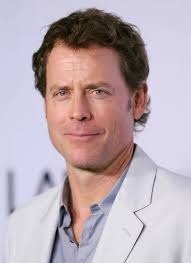 Now don't get me wrong. I like Wendell Pierce. He was wonderful in Sleepers  and Horrible Bosses. He's a great actor but I didn't expect him to get cast  as Perry White.