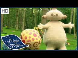 Sing And Sign With Mr Tumble From Something Special In His Nursery Rhymes Playlist Aunt Polly The Wheels On The Night Garden The Night Garden Rock A Bye Baby