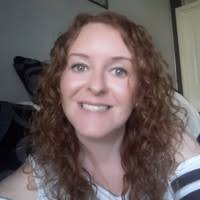 Jaclyn Lindsay's Instagram, Twitter & Facebook