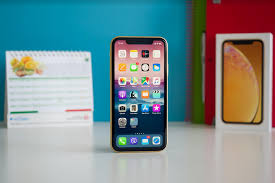 Pecahankaca Ini Ungkap Warna Warna Untuk Iphone Xr 2 Telset Id Jakarta Beberapa Waktu Lalu Jurnalis Tekno Bloomberg Apple Iphone Iphone Casing Iphone