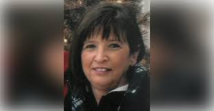 Janis Taylor's Instagram, Twitter & Facebook