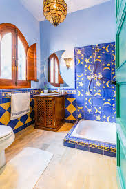 Find inspiration with these yellow bathroom decorating ideas. Blue And Yellow Bathroom Ideas Houzz