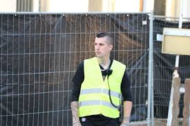 Cd / vinyl / digital. Exif Recherche On Twitter Als Ordner Eingesetzt Beim Kampf Der Nibelungen Robin Schmiemann Aus Dortmund Mitglied Der Rechtsterroristischen Gruppe Combat 18 Und Brieffreund Von Beate Zschape Mehr Zu Combat18 Https T Co Wvmcsvxvjz