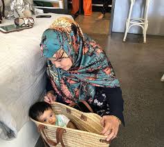 Rumah hutan & rumah sungai, bonda rozita ibrahim (rumah terapi alam) | aimanariff. Walaupun Selalu Buat Lawak Sewel Tapi Tegas Didik Anak Itu Yang Bonda Rozita Nampak Pada Aliff Syukri Pa Ma
