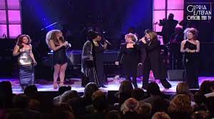 Shania Twain Man I Feel Like A Woman Live In Chicago Gloria Celine Shania Mariah Aretha Carole A Natural Woman Divas Live 1998 Mariah Carey Music Videos Choir Songs Shania Twain Music