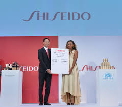 Dalam siaran persnya, lv menggambarkan naomi sebagai sosok perempuan yang mandiri dan modern. Siapakah Naomi Osaka Brand Ambassador Terbaru Louis Vuitton Uss Feed