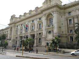 Essi sono eletti dal gran consiglio per un periodo di dieci anni. Fondi All Istruzione Domani Manifestazione Studentesca Davanti Al Miur Trieste Salario