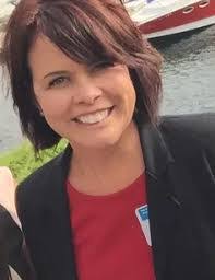 Kristin Watts's Instagram, Twitter & Facebook