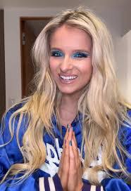 Olivia Stringer's Instagram, Twitter & Facebook