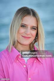 43 Photos & High Res Pictures