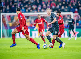 These days, scrawny isn't a word you'd typically associate with borussia dortmund striker haaland. Why Virgil Van Dijk Is The Player Erling Haaland Hates Facing Most Squawka