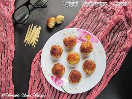 This sweet paniyaram is made with jaggary and banana which adds natural sweetness. Virunthu Unna Vaanga Kuzhi Paniyaram Sweet I Traditional Vella Paniyaram