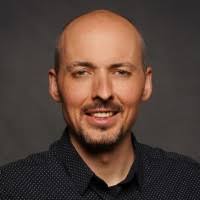 90+ perfiles de «Malich»