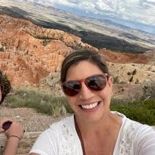 Kim Lackey (@lackeykimberly)