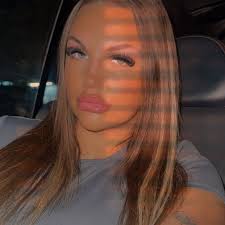 Any good hairdressers in Newmarket that will do hair extensions?