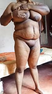 FSI Blog-Indian aunty-nude-seducing-photos-mature-tits