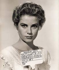 Ricordando Grace Kelly nel giorno del suo compleanno : r/popculturechat