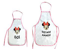 Mutfak önlükleri tek parça ya da set olarak satılırlar. Fotografli Isimli Anne Kiz 2li Mutfak Onlugu Seti 38 05 Tl Kdv