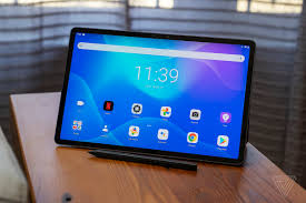 Lenovo Tab P11 Pro review: OLED screen ...