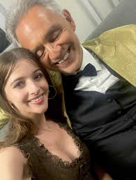 I know that so many of you who follow me are young aspiring performers and  artists who often ask about what it's like to pursue this dream, I thought  I'd be a