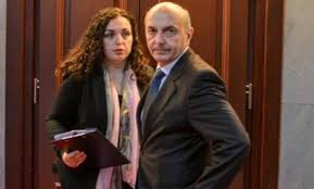 Öte yandan, vjosa osmani kosova'nın ikinci kadın. Vjosa Osmani I Shkruan Ldk Se Kerkon T I Shoh Votat Me Te Cilat U Shkarkua Aktivpress