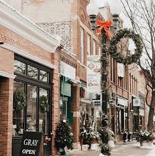 Caribou coffee located at 5663 manitou road, excelsior, mn is a premium coffeehouse featuring high quality, handcrafted beverages and food. Christmas In Excelsior Explore Minnesota