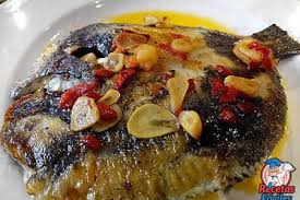 El rodaballo es uno de los pescados que más gusta a los más pequeños de la casa. Rodaballo Al Horno Con Refrito 101blog De Cocina