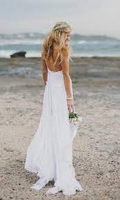 Il vestito che indosserai non dovrà essere troppo pomposo né troppo luccicante. Vestiti Da Sposa Matrimonio In Spiaggia Google Search Abiti Da Sposa Con Spalline Grace Loves Lace Laccio Abito Da Sposa