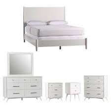 Kajal Platform 5 Piece Bedroom Set Reviews Allmodern Contemporary Bedroom Sets Bedroom Sets White Bedroom Set