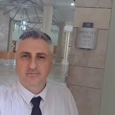 חגי רושקנסקי עורך דין