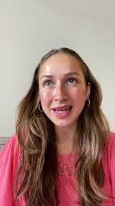 Jessie Gee's Instagram, Twitter & Facebook