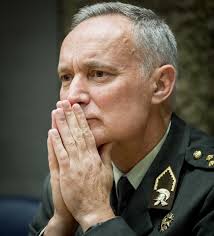 Dat maakte van haga in een persbericht bekend. Ook Generaal Middendorp Weg Om Mortierongeluk Mali Aftreden Hennis Ad Nl