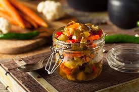 Si possono scegliere tutte verdure che si preferiscono, però meglio se sode per poter gustare al meglio queta giardiniera ! Giardiniera In Agrodolce Tutti I Segreti Per Prepararla In Casa Sfizioso It