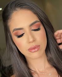 Amanda Helmann 💋 (@amandahelmannmakeup) • Instagram photos and videos