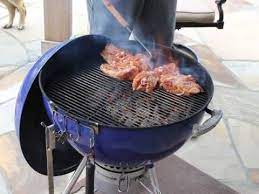 How To Make The Perfect Hamburger Weber Kettle Charcoal Grill Cooking Bbqguys Com Youtube Perfect Hamburger Weber Kettle Charcoal Grill