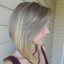 For softening the comb lines, run you can flaunt innumerable hairstyles with medium length hair, and the funniest part is that most of these medium hairstyles for men can be. 35 Glamorous 70s Feathered Hair Style Looks