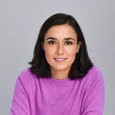 Elsa Vincent's Instagram, Twitter & Facebook