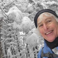 Does anyone have a suggestion for a slightly easier hike than a 4k footer  but with a rocky/uneven terrain? I want to build my way up to those more  challenging hikes by