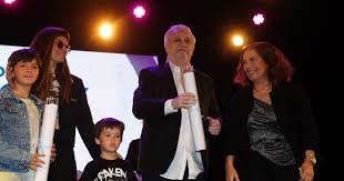 Premios Konex 2025: ¿Quiénes brillaron en la Música Popular Argentina? - Imagen principal del artículo