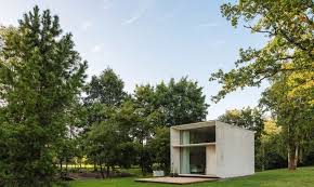 Koda Is A Tiny Solar Powered House That Can Move With Its Owners Solar Power House Micro House Solar