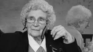 Lorraine Cater Vintage Singer