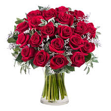 Con un mazzo di rose così sicuramente non scorderà mai l'amore che provi per lei! Mazzo Di 20 Rose Rosse A Domicilio Floraqueen