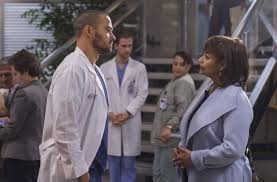 Ça ne prend que 2 minutes pour regarder à des milliers de séries gratuites. Watch Grey S Anatomy Season 13 Episode 15 Live Online Minnick To Get Fired Ibtimes India