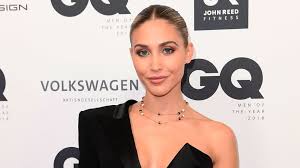 _annkathrin (1) princess del nana (1) twitter (1). Traum Body Wie Ann Kathrin Brommel Das Ist Ihr Diat Tipp Promiflash De