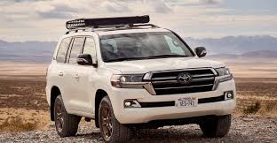 Top Luxury Suv Panosundaki Pin