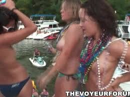 Jupiter tyrade coke white cruise ship. Spring Break College Party Girls Blinken Titties Auf Einem Boot Kostenlos Im Grossen Archiv Von Pornos Ansehen Oyoh