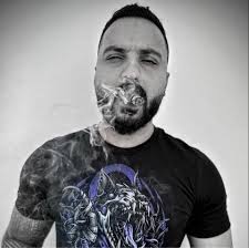 🚨“I broke his arm.”🚨 I was doing USO tours in Iraq and Afghanistan. We  were asked if we wanted to visit marine bases, which is cool because  normally you don't get to