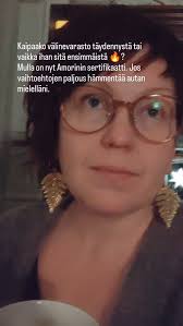 Amorinin sertifikaatti tarkoittaa, että olen käynyt koulutuksen Amorin  tarjoamista seggsin (typo tarkoituksella algoritmin vuoksi) apuvälineistä.  Löytyy välineitä nautinnon lisäämiseksi ja myös ...