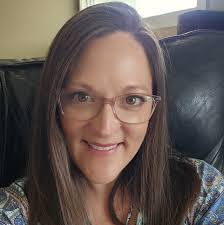 Stephanie Langille's Instagram, Twitter & Facebook