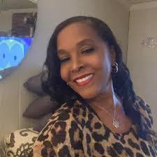 Tia Michelle's Instagram, Twitter & Facebook